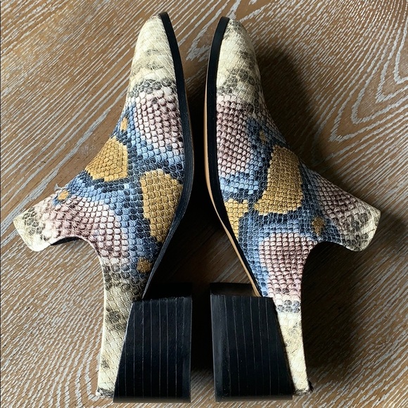 STEVEN Deandra Snakeskin Embossed Mule in Nat Mult - Picture 2 of 14